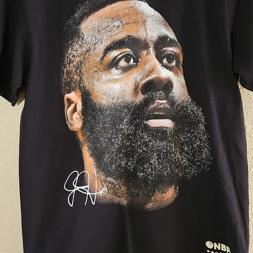 Mitchell & Ness James Harden T-Shirt.